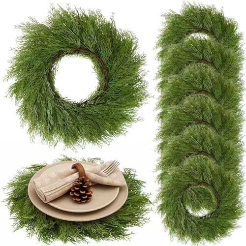 Round Christmas Placemats Set of 6 G6142